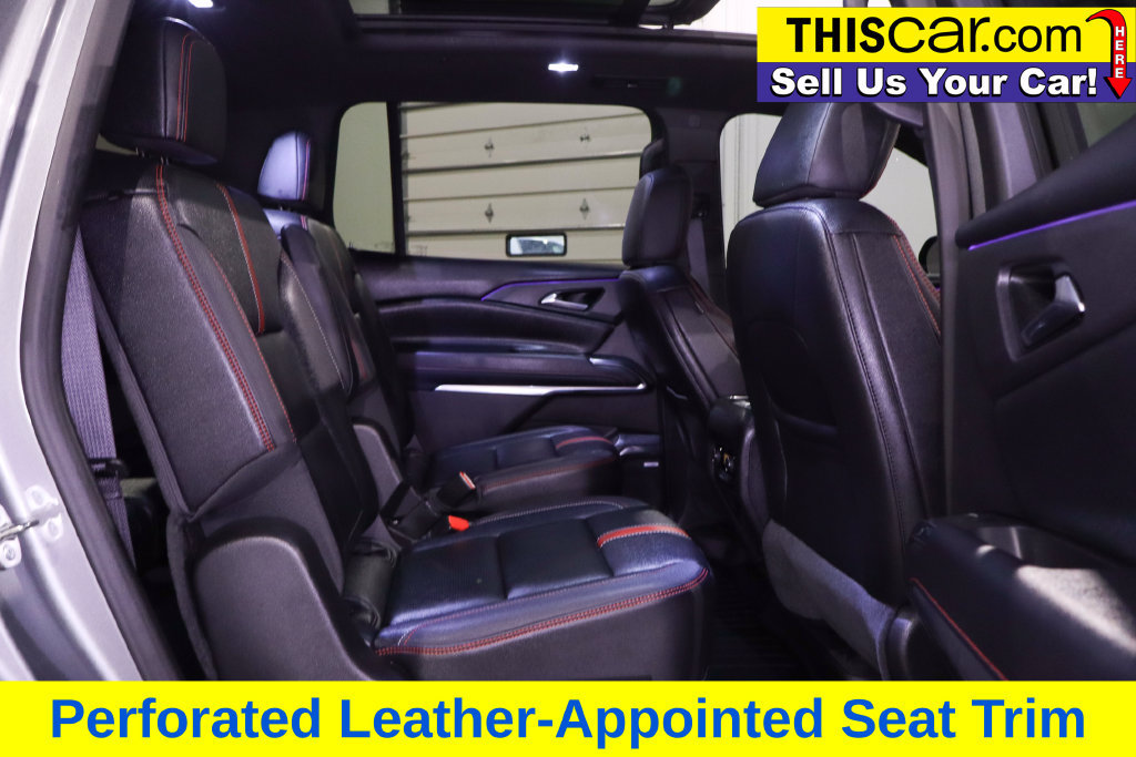 Used 2025 Chevrolet Traverse RS w/ LPO, Cargo Package FWD image 35