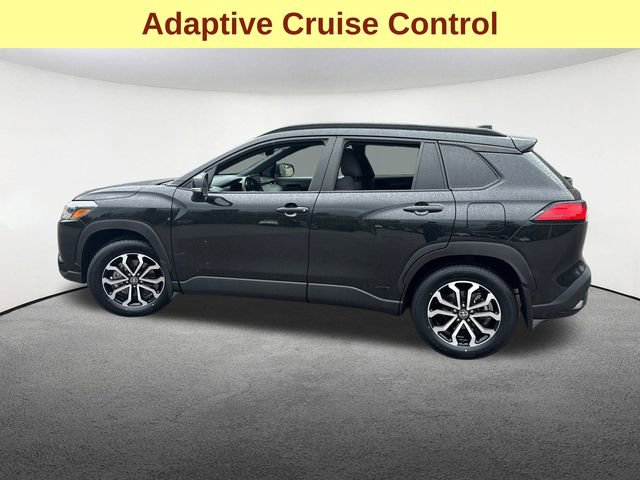 Certified 2024 Toyota Corolla Cross SE image 8