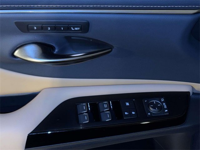 Certified 2023 Lexus ES 350 w/ Premium Package image 20