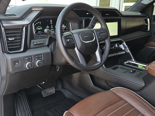 Used 2025 GMC Sierra 3500 Denali Ultimate AWD/4WD image 26