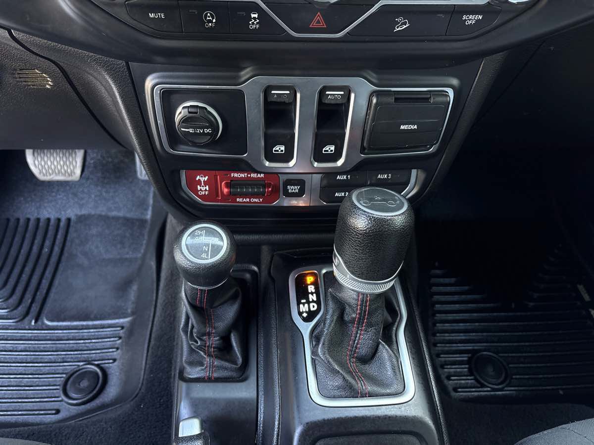 Used 2019 Jeep Wrangler Rubicon AWD/4WD image 23