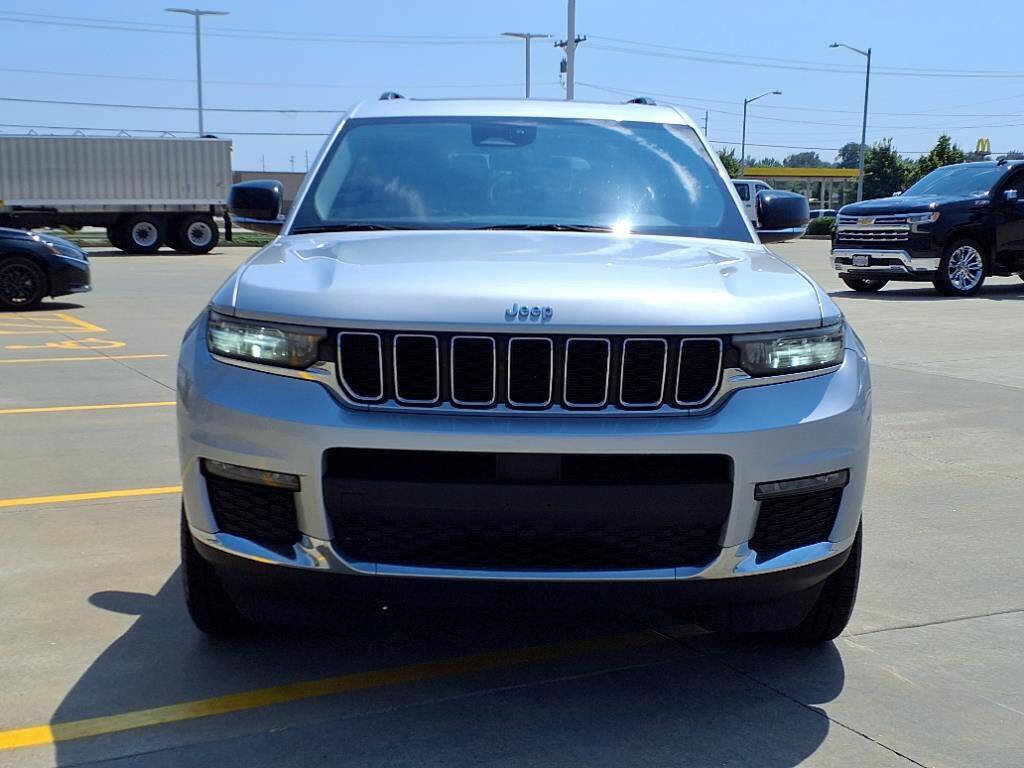 Used 2022 Jeep Grand Cherokee L Limited image 8