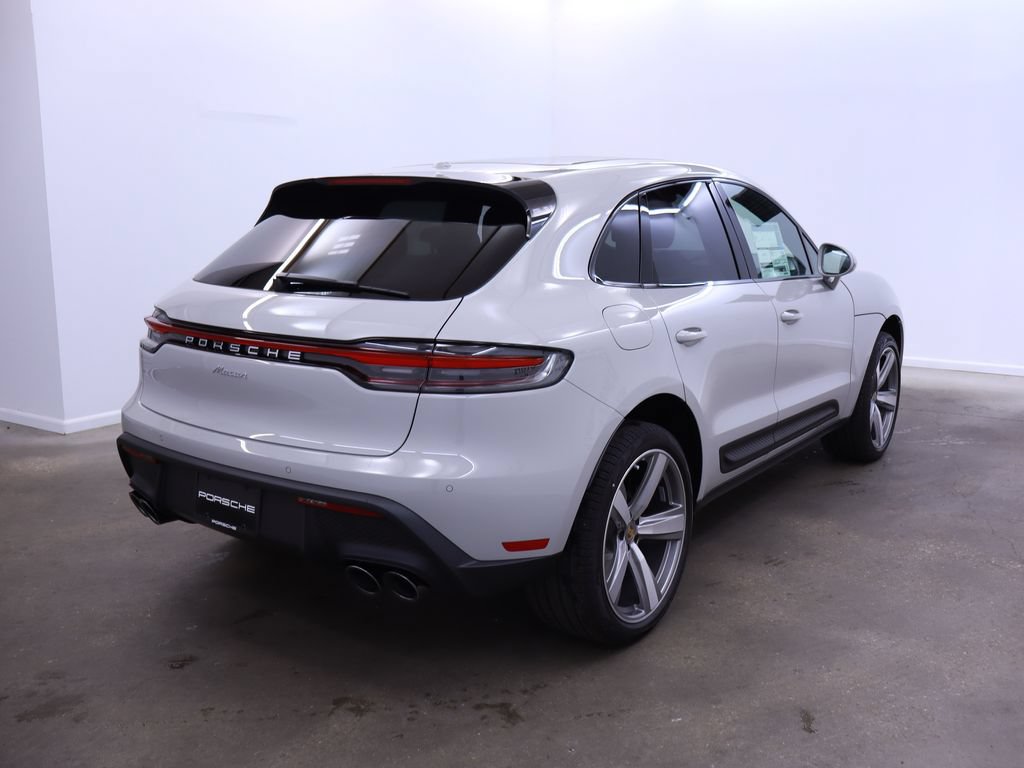 Certified 2025 Porsche Macan AWD/4WD image 7