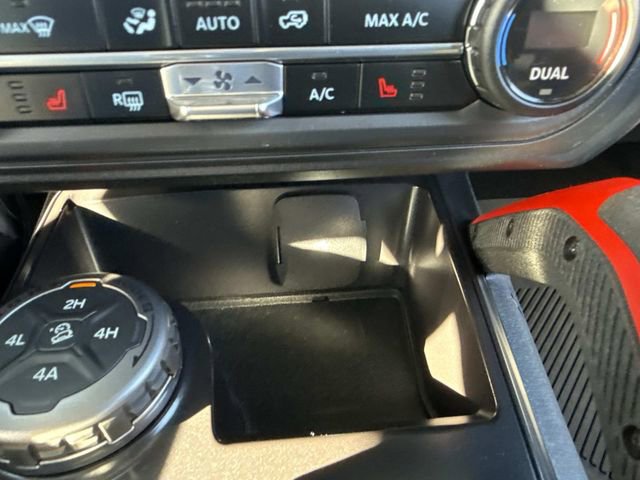 Used 2025 Ford Bronco Heritage Edition image 36