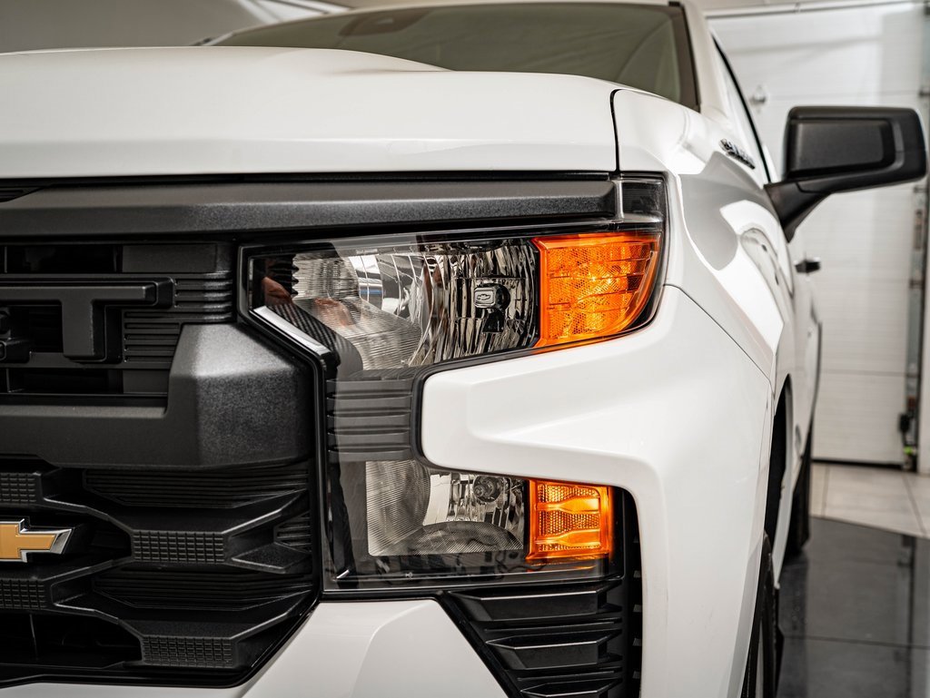 Used 2022 Chevrolet Silverado 1500 W/T w/ WT Value Package image 14