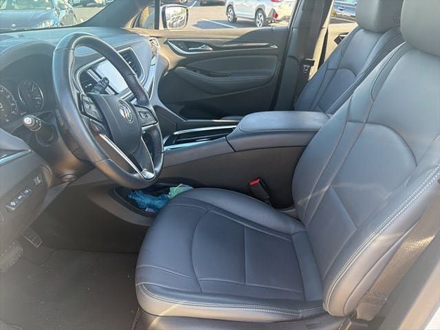 Used 2023 Buick Enclave Premium w/ Experience Buick Package FWD image 5