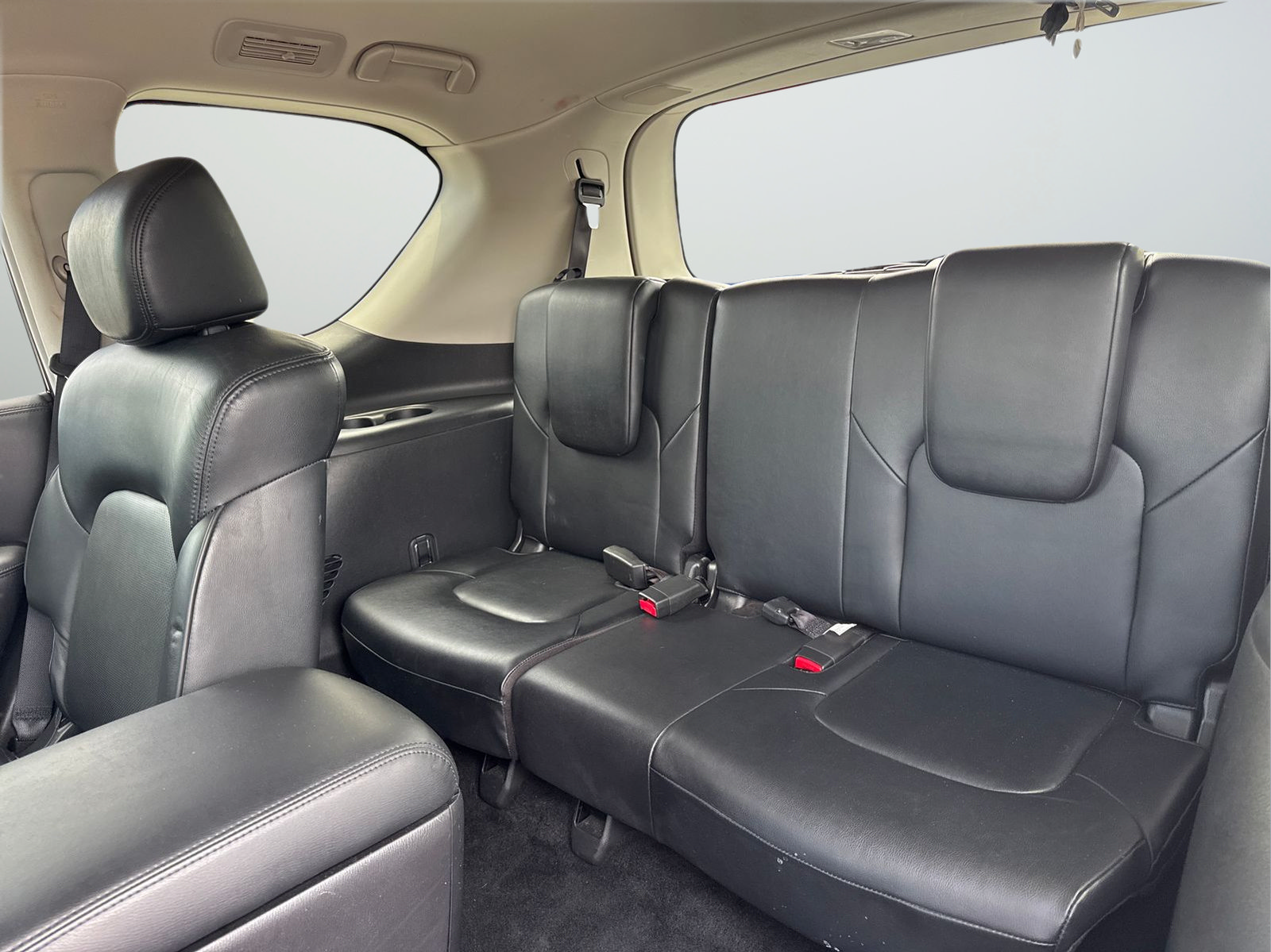 Used 2024 Nissan Armada SL w/ Captain's Chairs Package AWD/4WD image 36