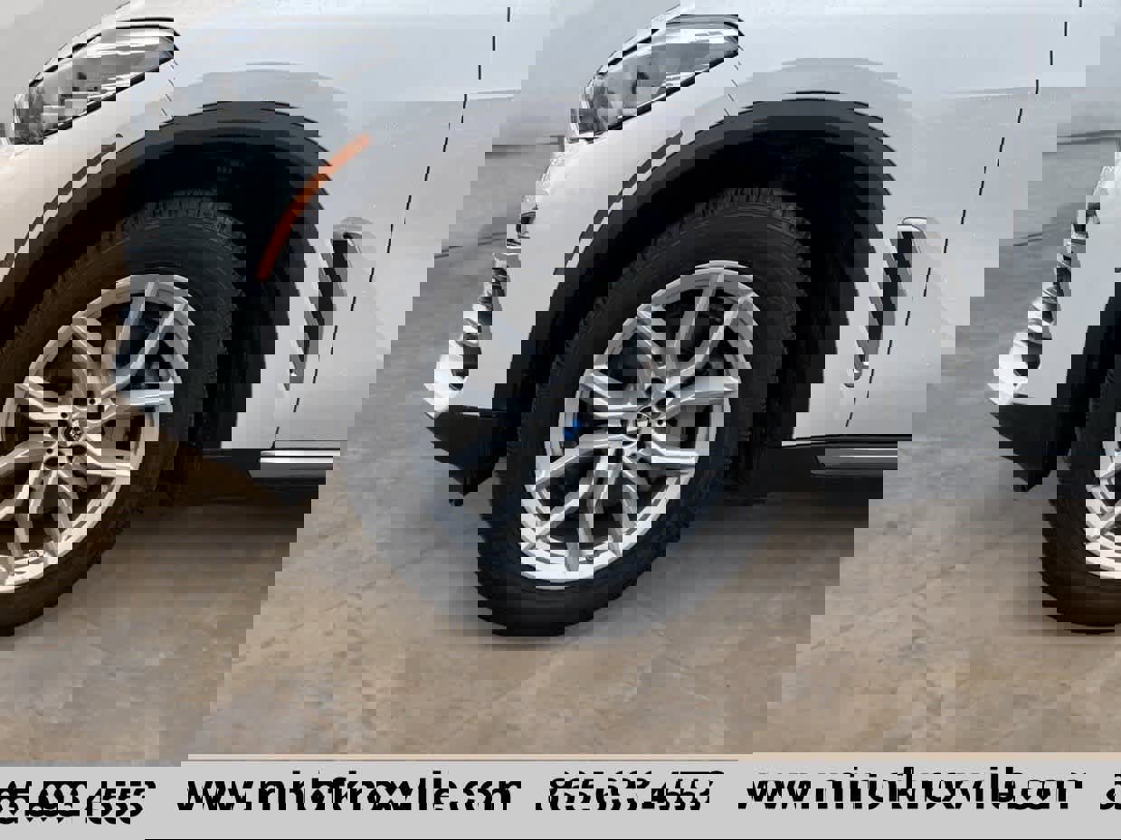 Used 2021 BMW X5 xDrive40i w/ Premium Package image 10