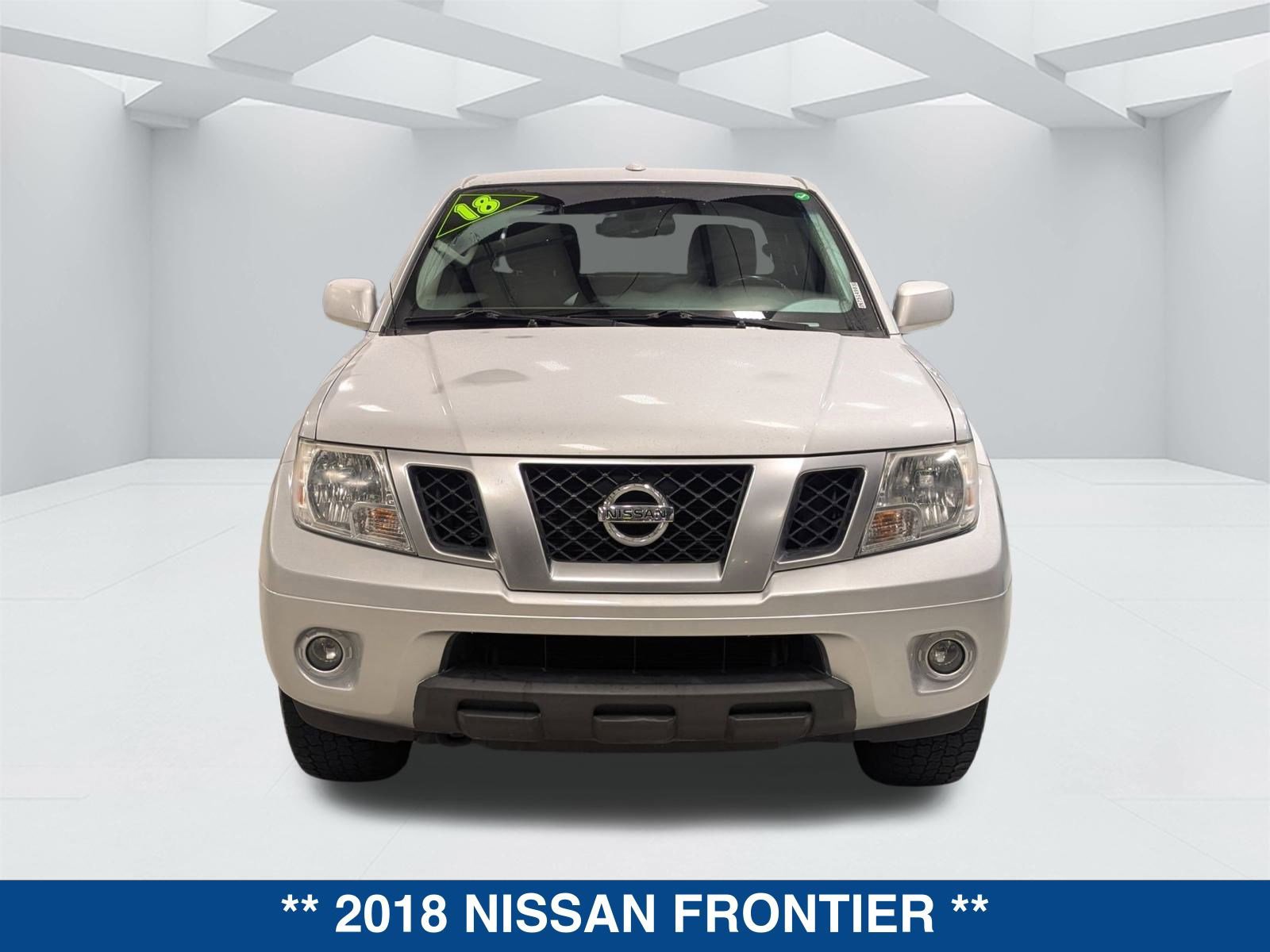 Used 2018 Nissan Frontier PRO-4X image 8