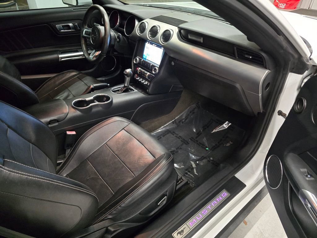 Used 2018 Ford Mustang Premium image 34