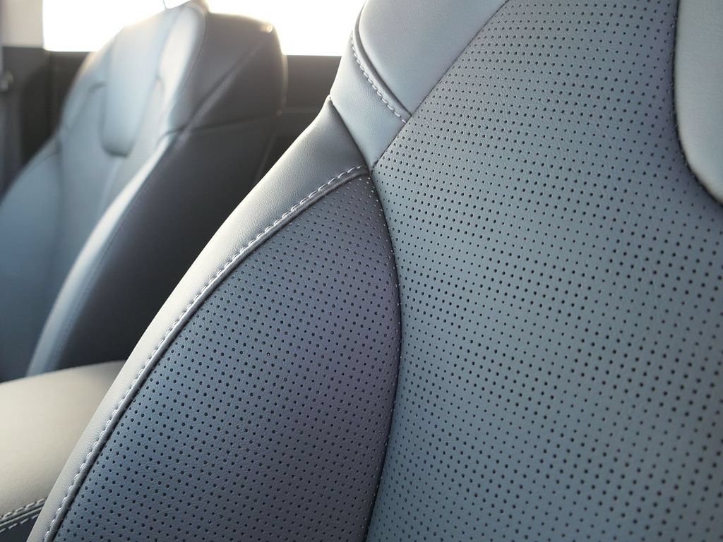 New 2026 Kia Sorento S FWD image 33