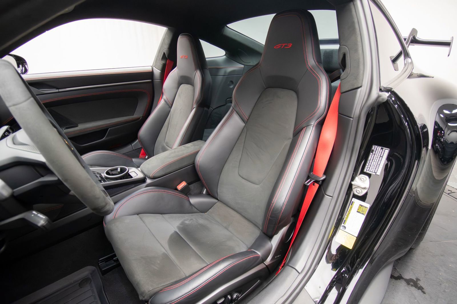 Used 2022 Porsche 911 GT3 RWD image 11