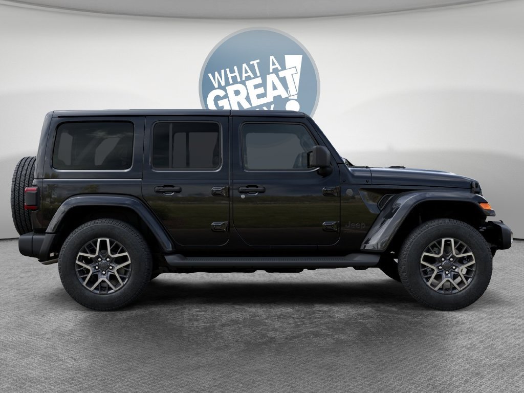 New 2025 Jeep Wrangler Unlimited Sahara AWD/4WD image 21