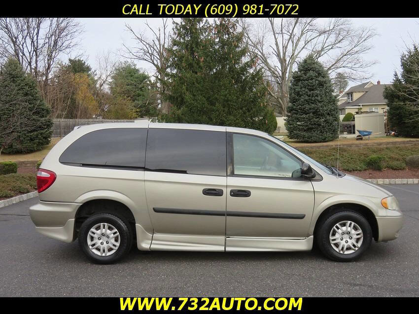 Used 2005 Dodge Grand Caravan SE w/ Popular Equipment Group I image 4