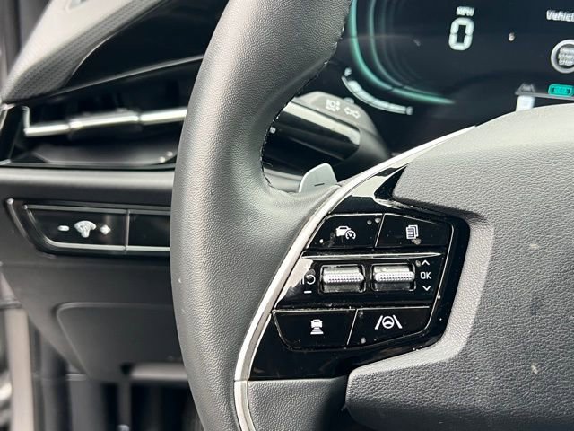 Used 2023 Kia Niro EX image 23