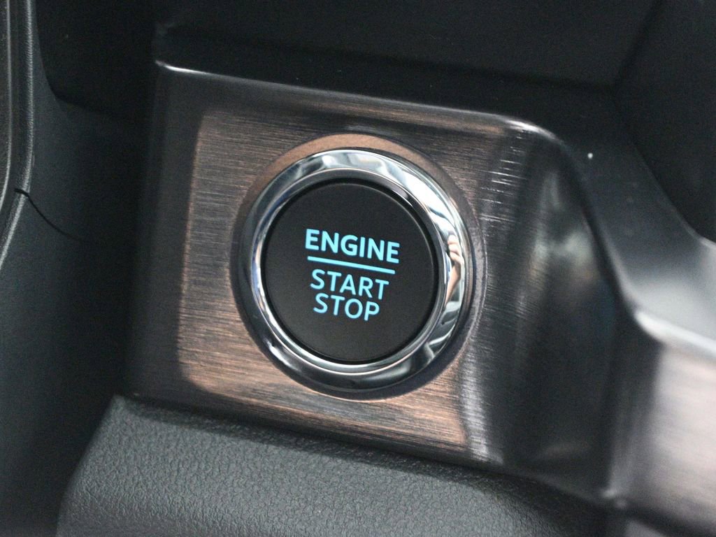 New 2026 Ford F250 Lariat w/ Black Appearance Package image 14