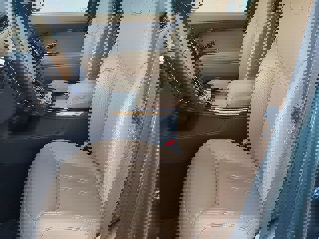 Used 2025 Land Rover Range Rover Sport SE image 15