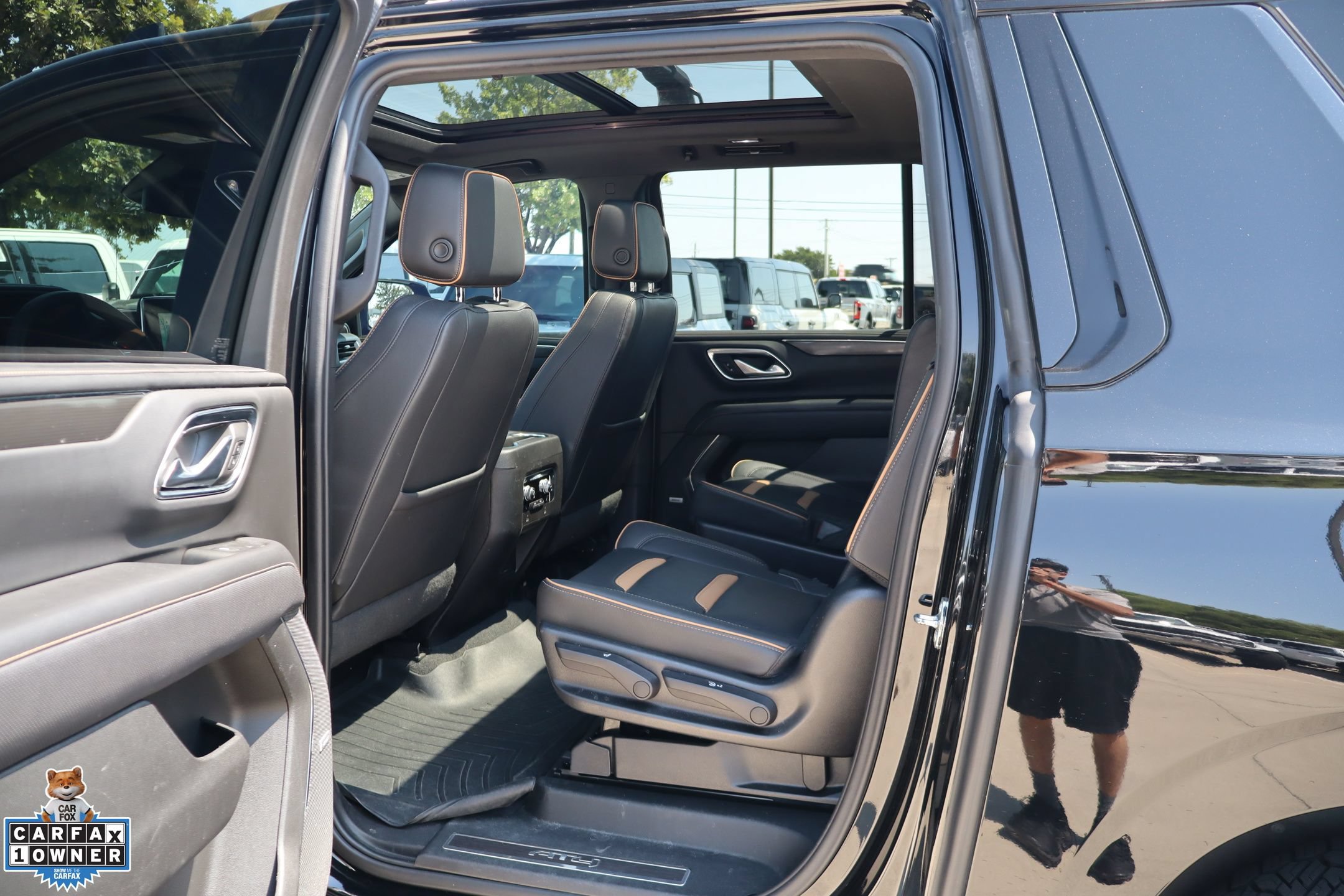Used 2023 GMC Yukon XL AT4 AWD/4WD image 27