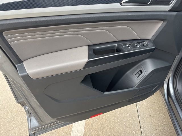 Used 2021 Volkswagen Atlas SEL R-Line image 10