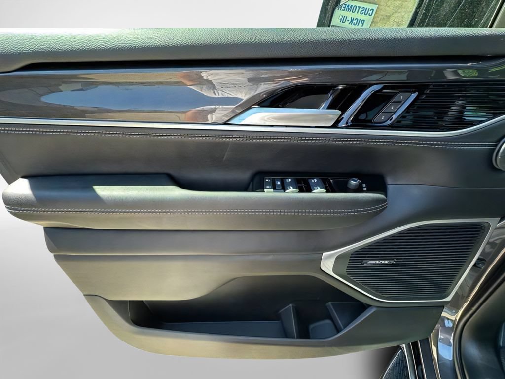 New 2024 Jeep Wagoneer 4WD w/ Premium Group I image 22