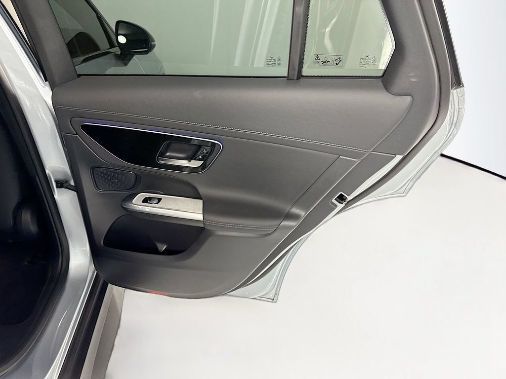 Certified 2026 Mercedes-Benz GLC 300 image 27
