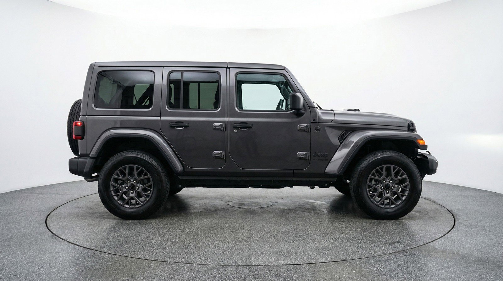 Used 2025 Jeep Wrangler Sahara AWD/4WD image 11