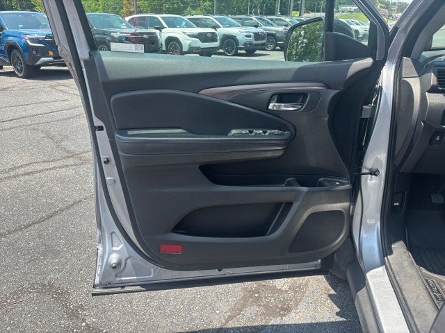 Used 2018 Honda Ridgeline RTL-T image 10