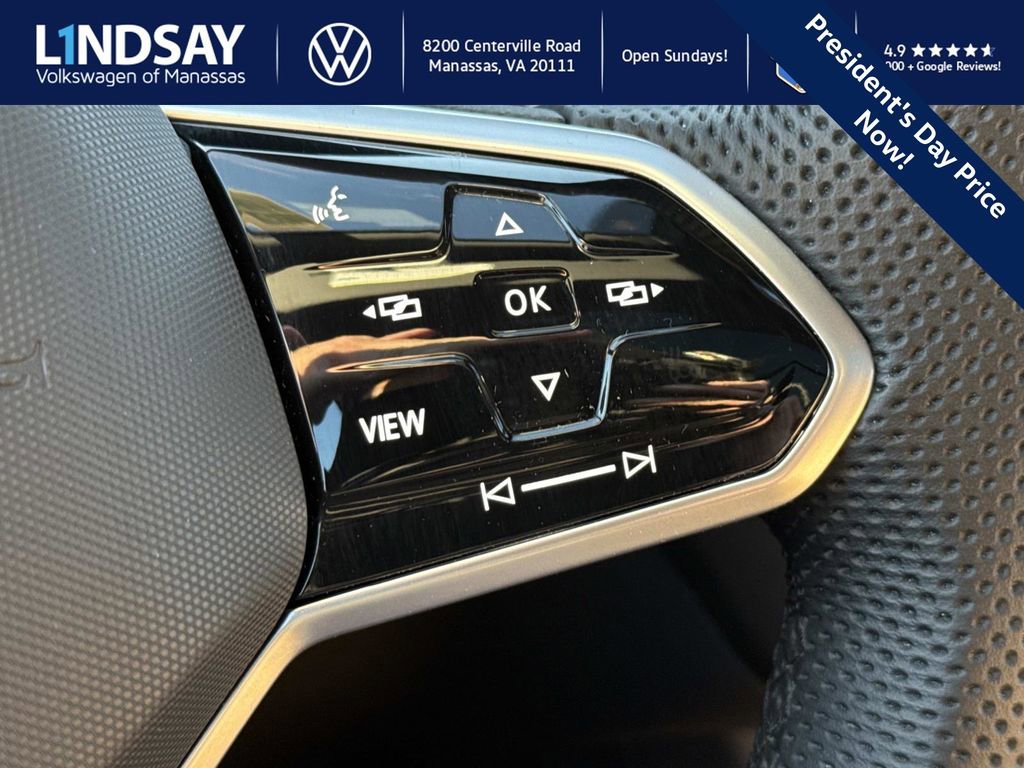 Used 2024 Volkswagen Tiguan SE R-Line image 19