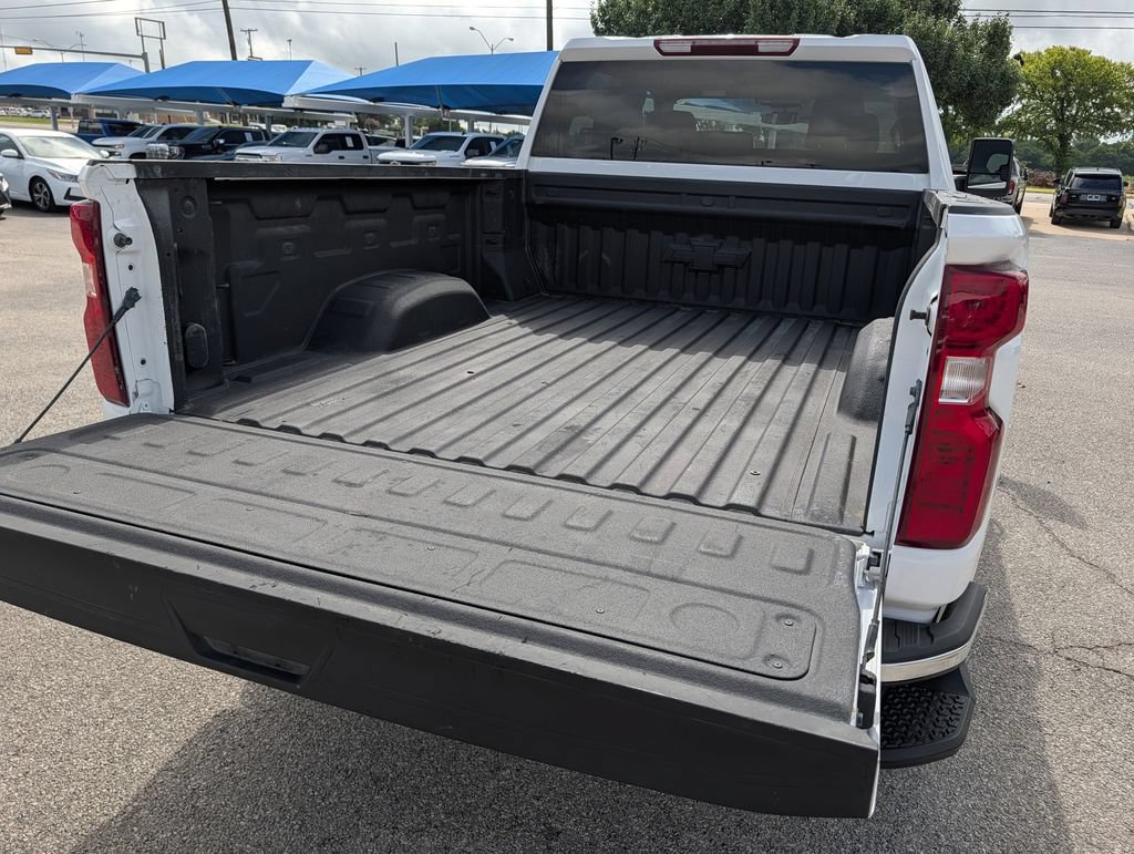 Used 2024 Chevrolet Silverado 2500 LT AWD/4WD image 27