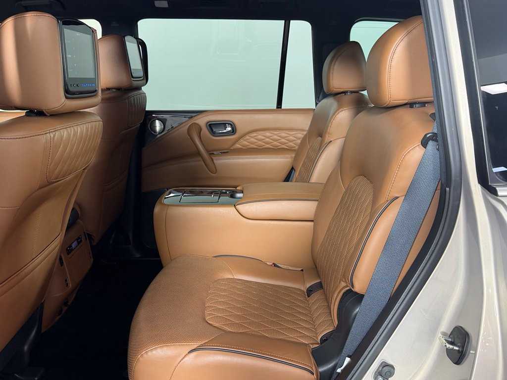 Used 2023 INFINITI QX80 Sensory w/ Cargo Package AWD/4WD image 19