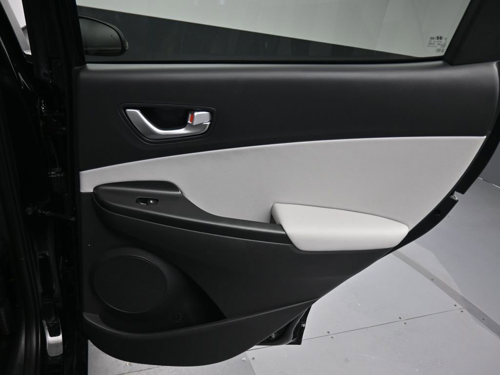 Used 2023 Hyundai Kona Limited w/ Cargo Package image 38