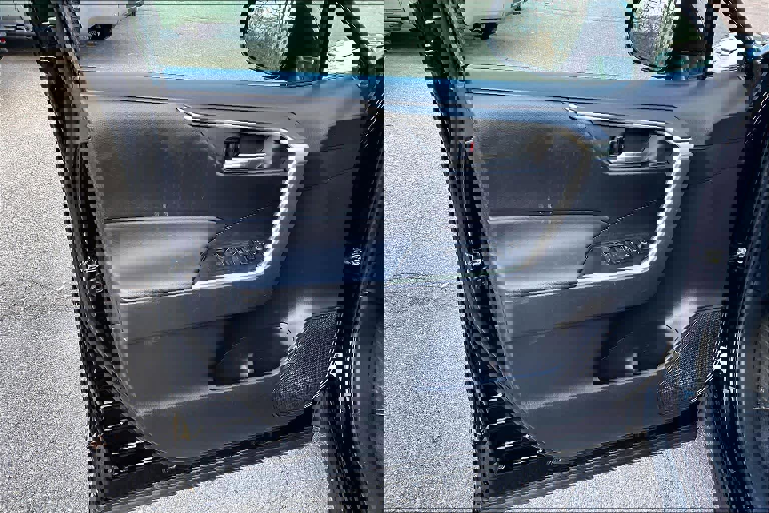 Used 2023 Toyota RAV4 XLE image 20