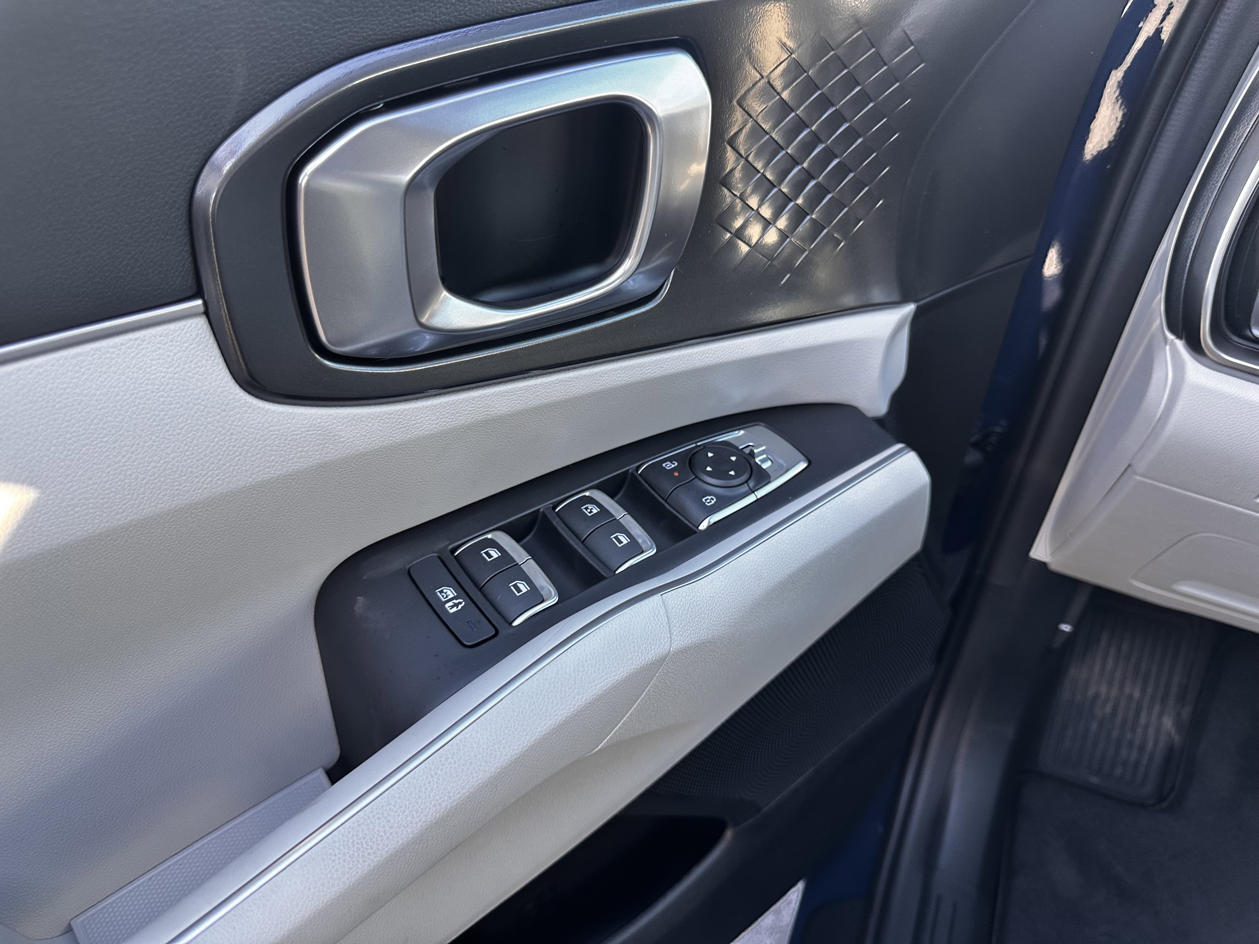 New 2026 Kia Sorento S image 17