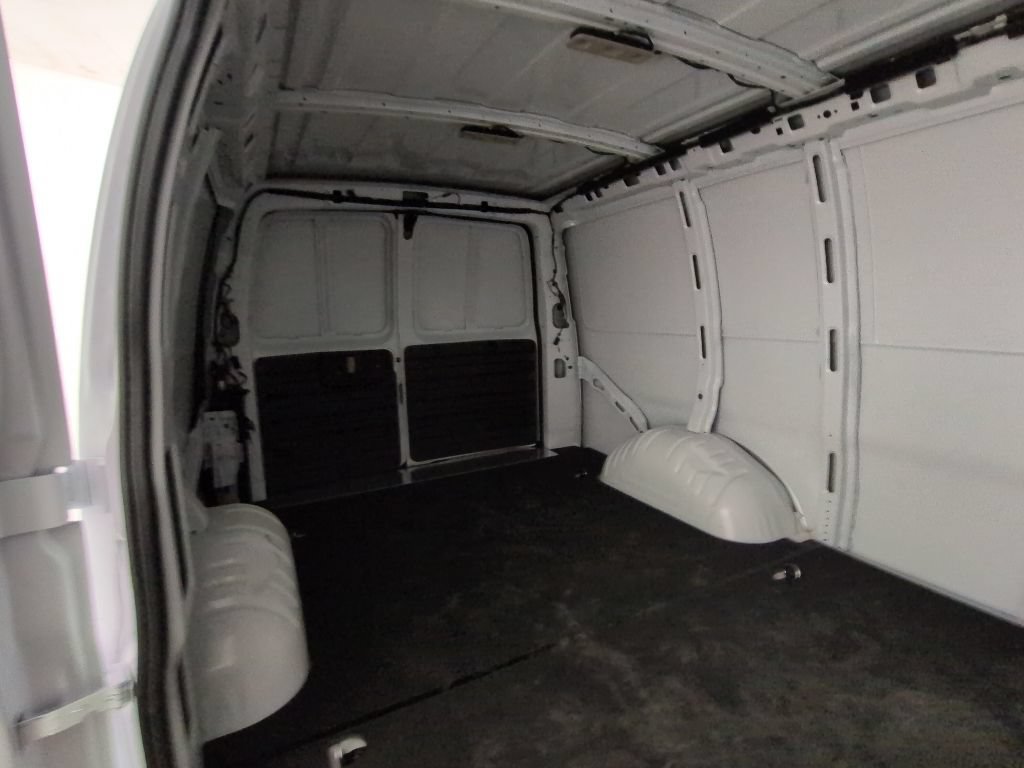 New 2026 Chevrolet Express 2500 w/ Driver Convenience Package RWD image 19