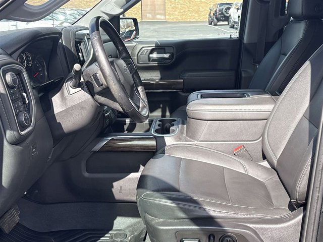 Used 2021 Chevrolet Silverado 1500 LT Trail Boss w/ Convenience Package II image 18