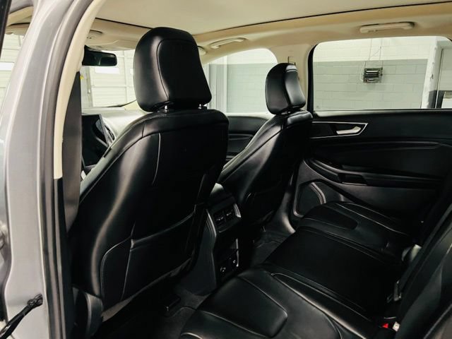 Used 2021 Ford Edge Titanium AWD/4WD image 22