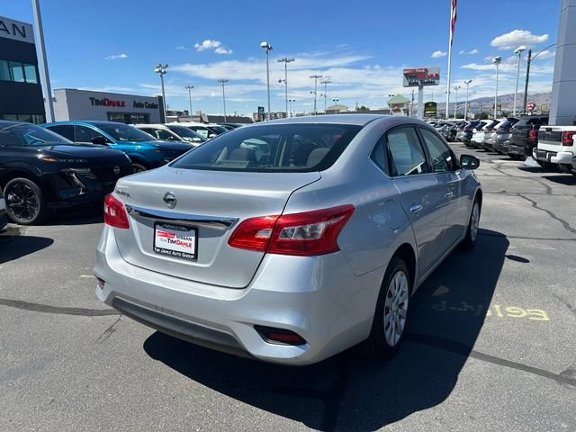 Used 2016 Nissan Sentra S FWD image 11