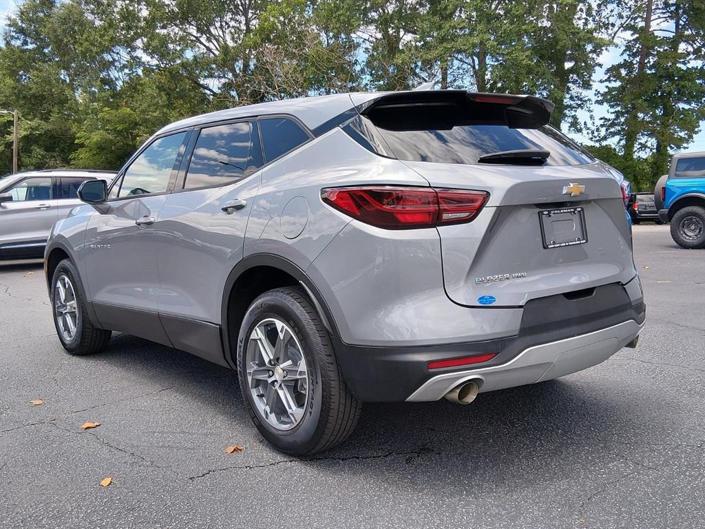 Used 2025 Chevrolet Blazer LT AWD/4WD image 6