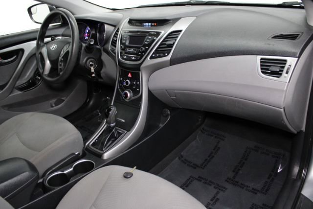 Used 2015 Hyundai Elantra SE FWD image 20