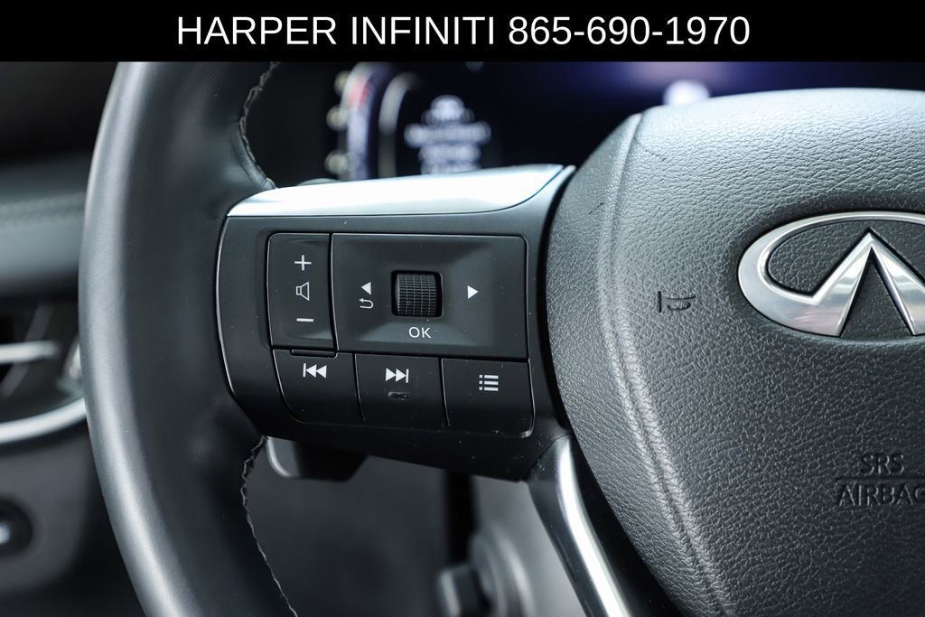 Used 2023 INFINITI QX60 Sensory w/ Vision Package FWD image 61