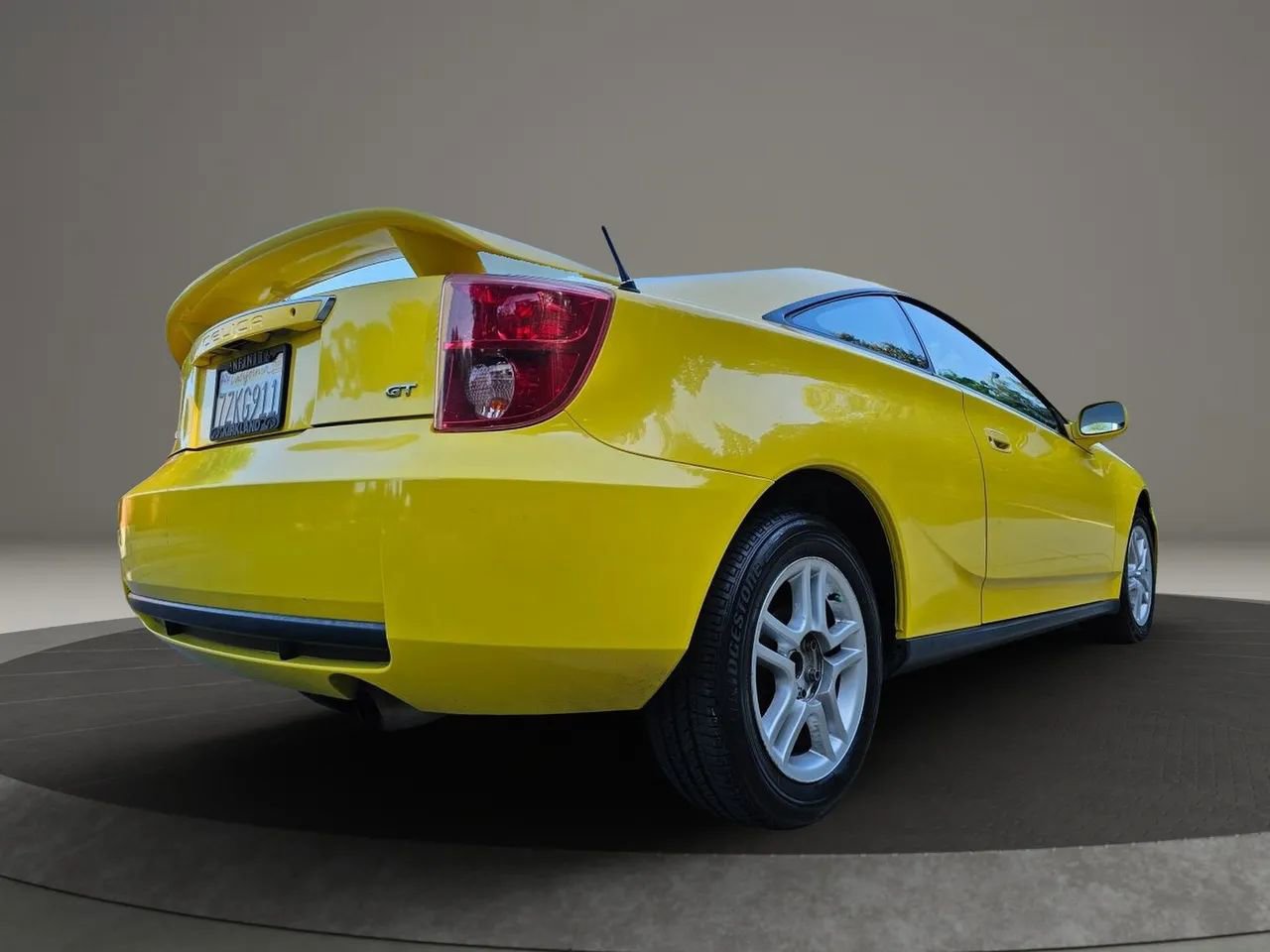 Used 2003 Toyota Celica GT image 10