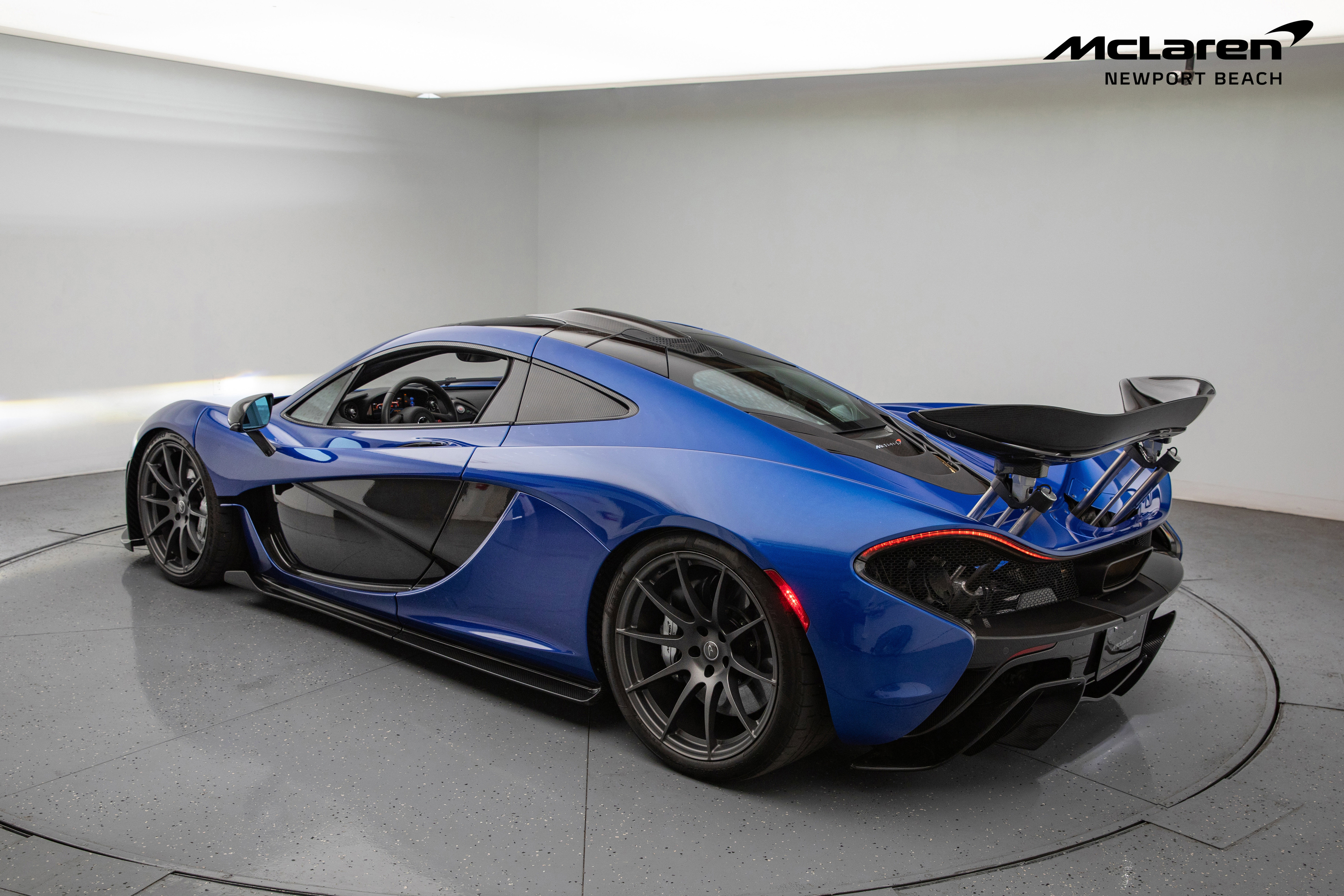 Used 2014 McLaren P1 image 22