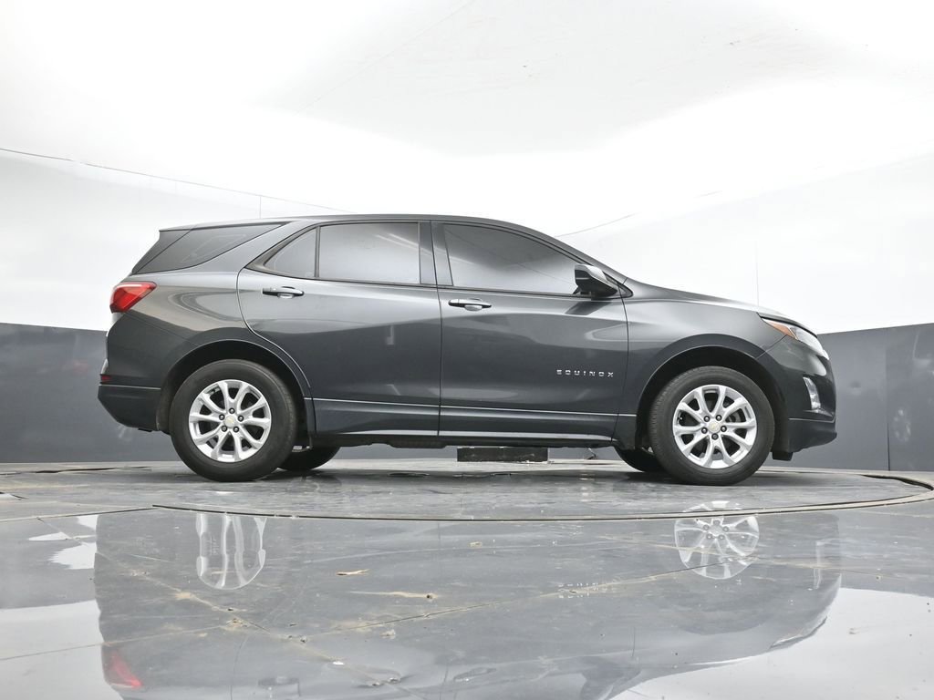 Used 2019 Chevrolet Equinox LS FWD image 42