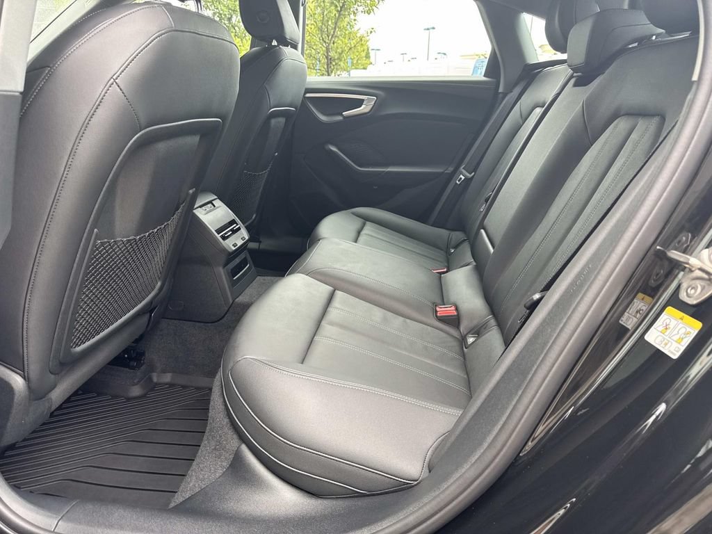 Used 2025 Audi A5 2.0T Premium w/ Convenience Package AWD/4WD image 13