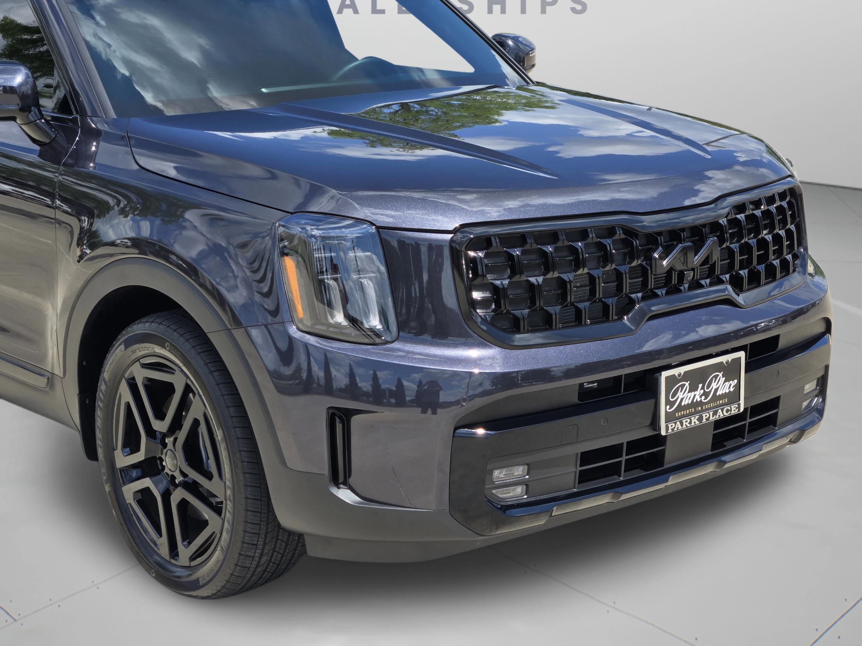Used 2025 Kia Telluride SX X-Line AWD/4WD image 37