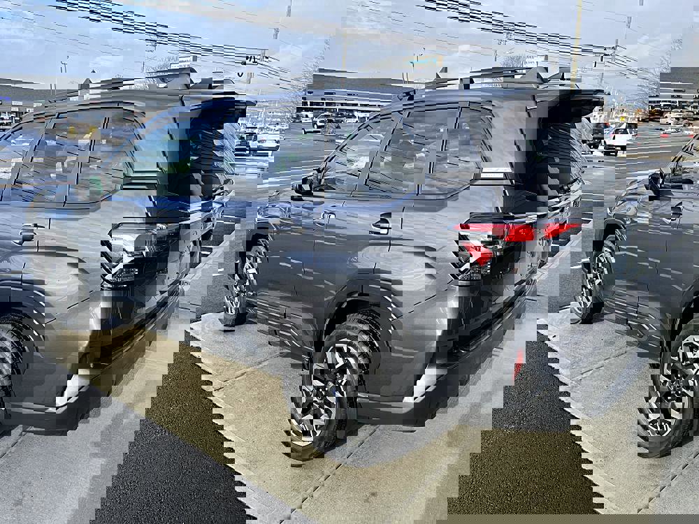 Used 2025 Subaru Forester Premium image 10