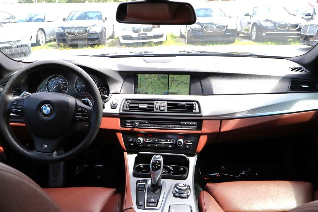 Used 2013 BMW 528i xDrive Sedan AWD/4WD image 11