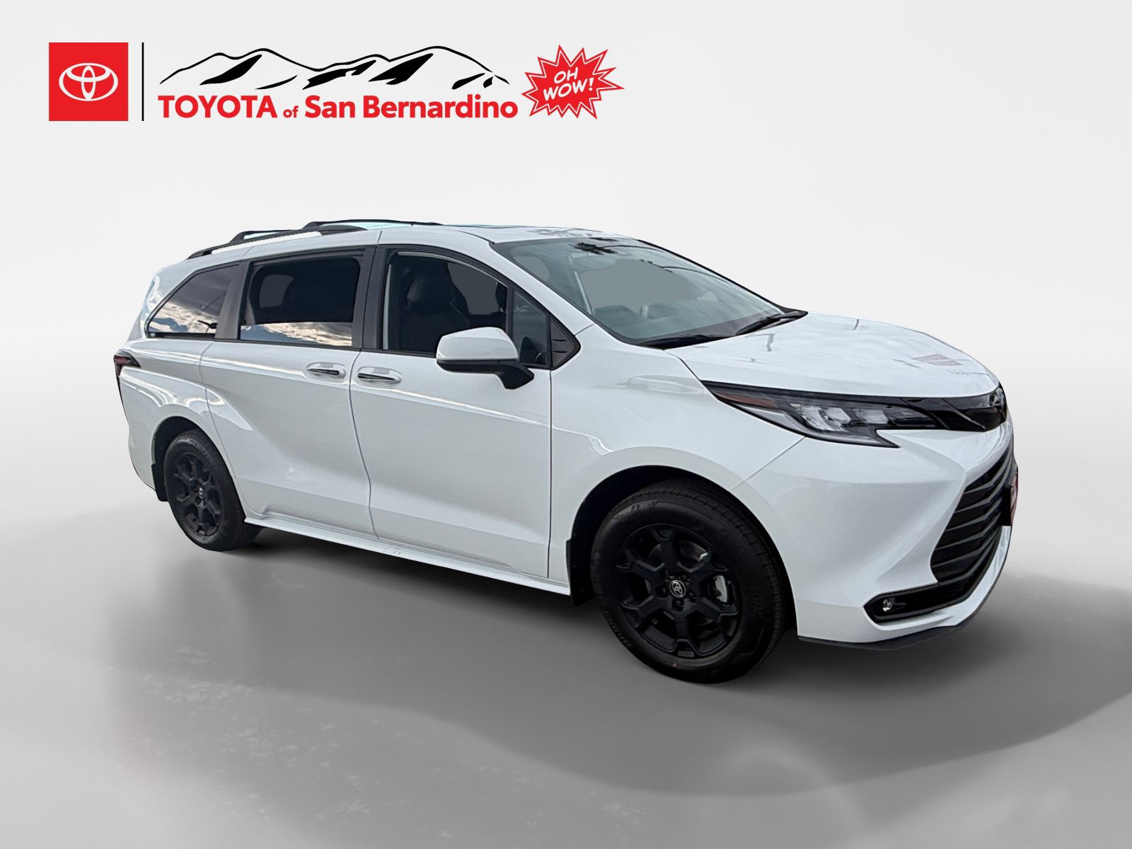 New 2026 Toyota Sienna XLE Woodland Edition AWD/4WD image 7