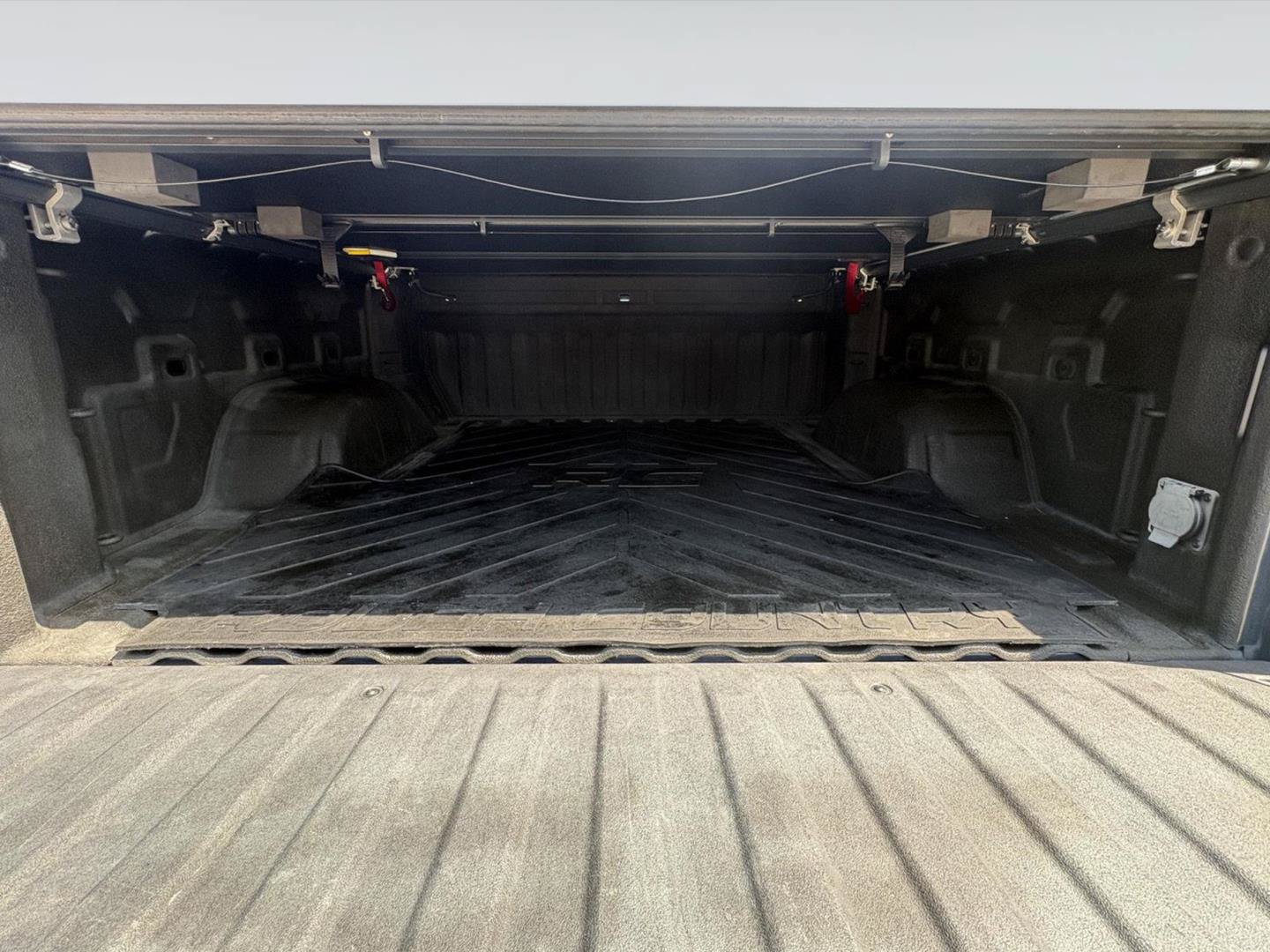 Used 2022 Chevrolet Silverado 1500 LT Trail Boss w/ Convenience Package II AWD/4WD image 17