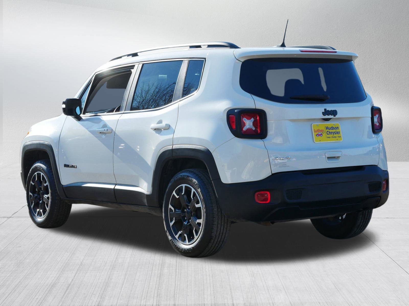 Used 2023 Jeep Renegade Latitude image 5
